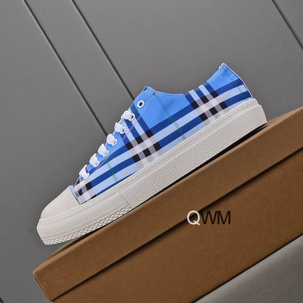 men Burberry shoes-408